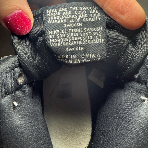 Men’s Size 7 Air Jordan 1 Retro High OG black and white - Picture 3 of 5